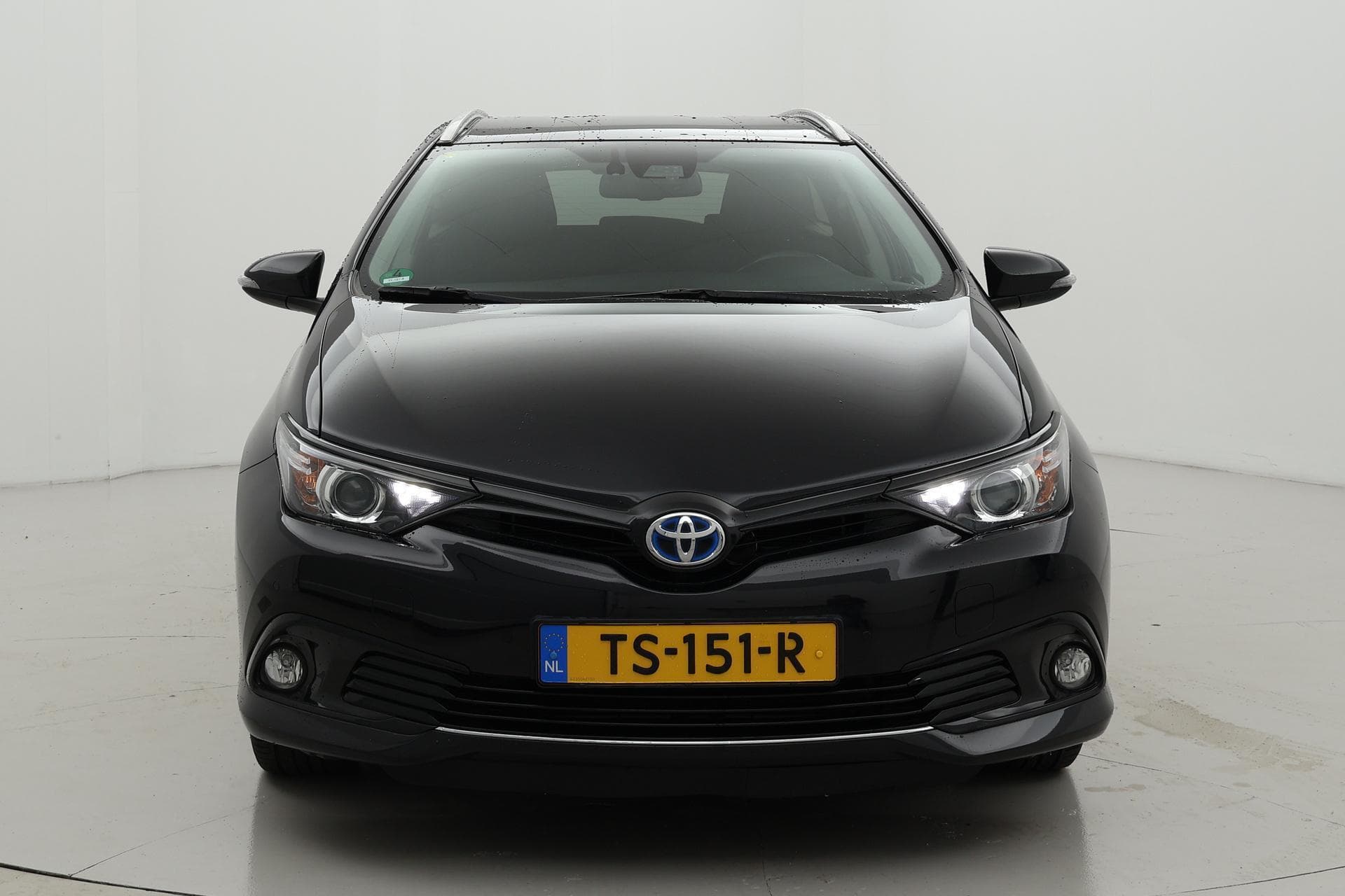 Toyota Auris 1.8 (136 hp)